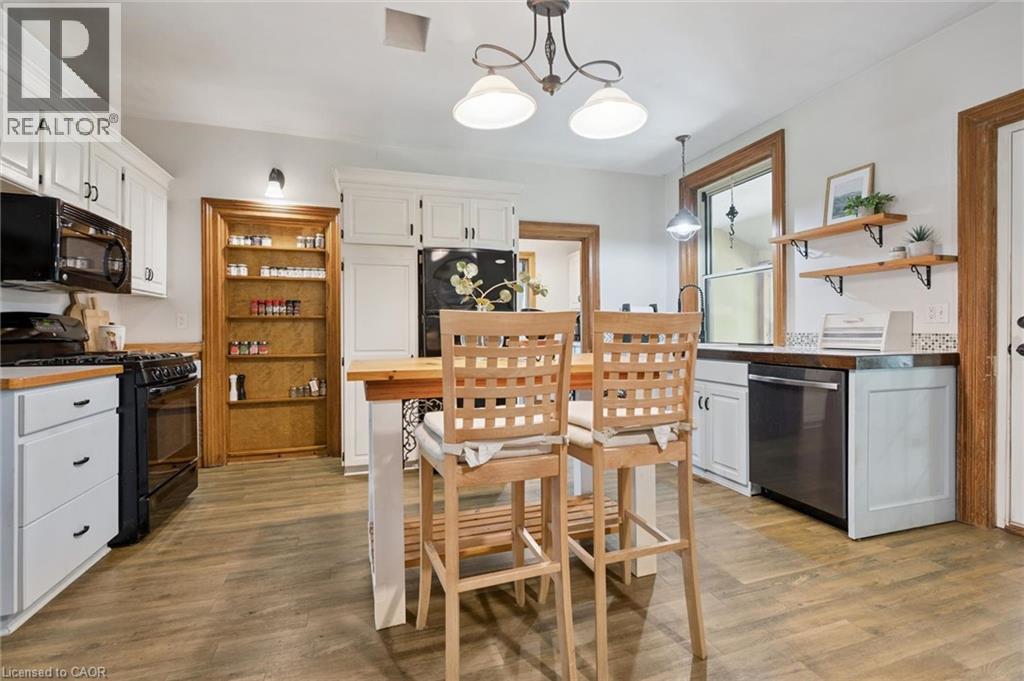 9540 AYTON Road - Image 17