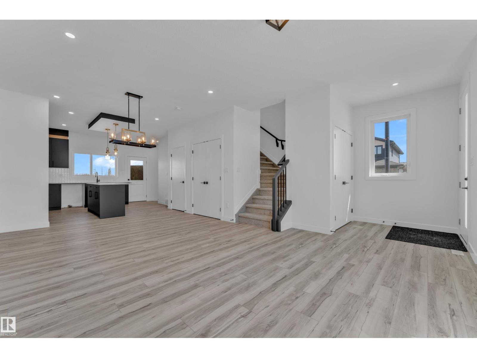 171 Graybriar DR - 6