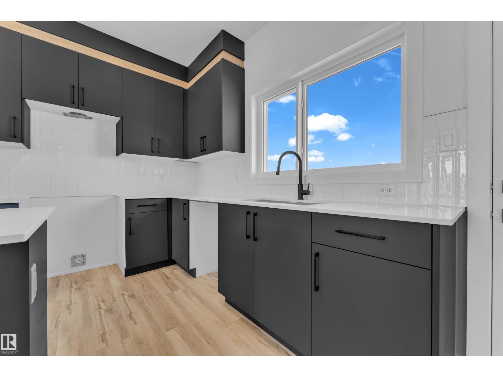 171 Graybriar DR - 9