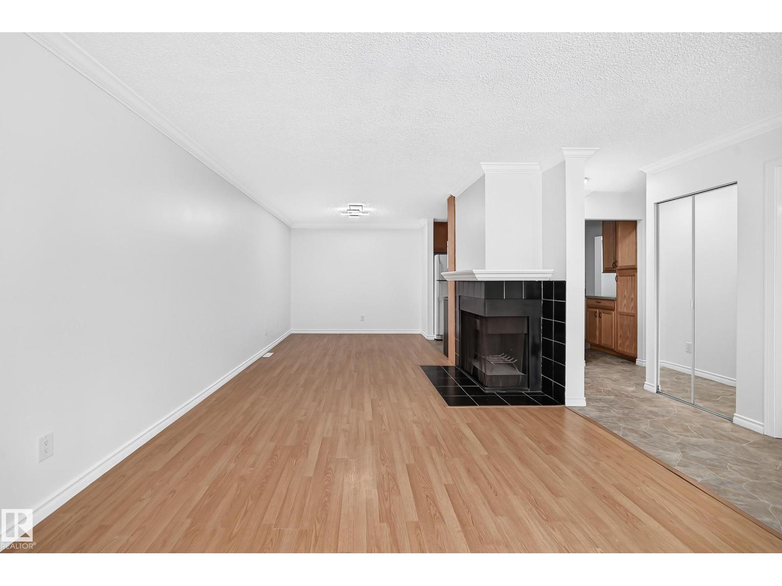 #40 3111 142 AV NW - 12