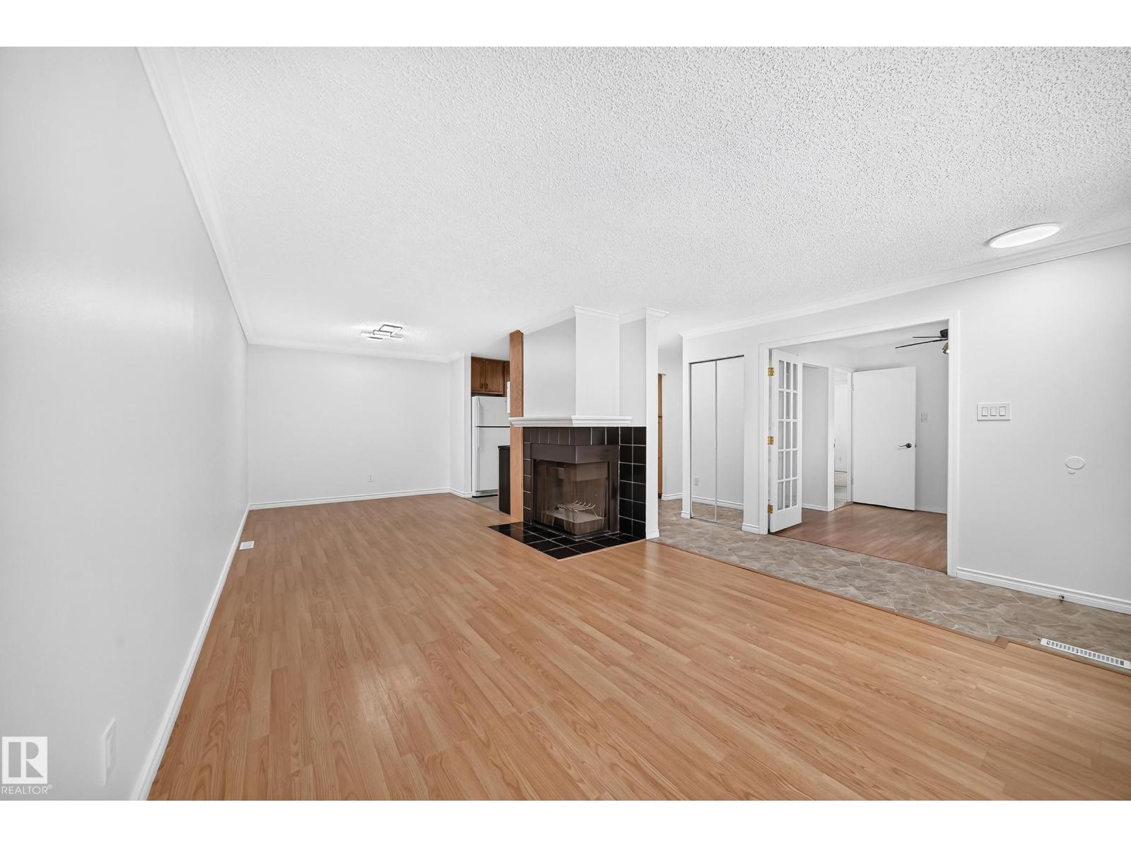 #40 3111 142 AV NW - 13