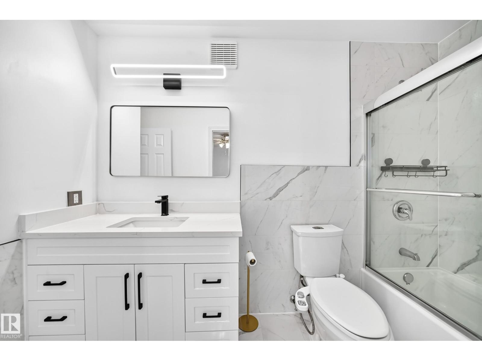 #40 3111 142 AV NW - 24