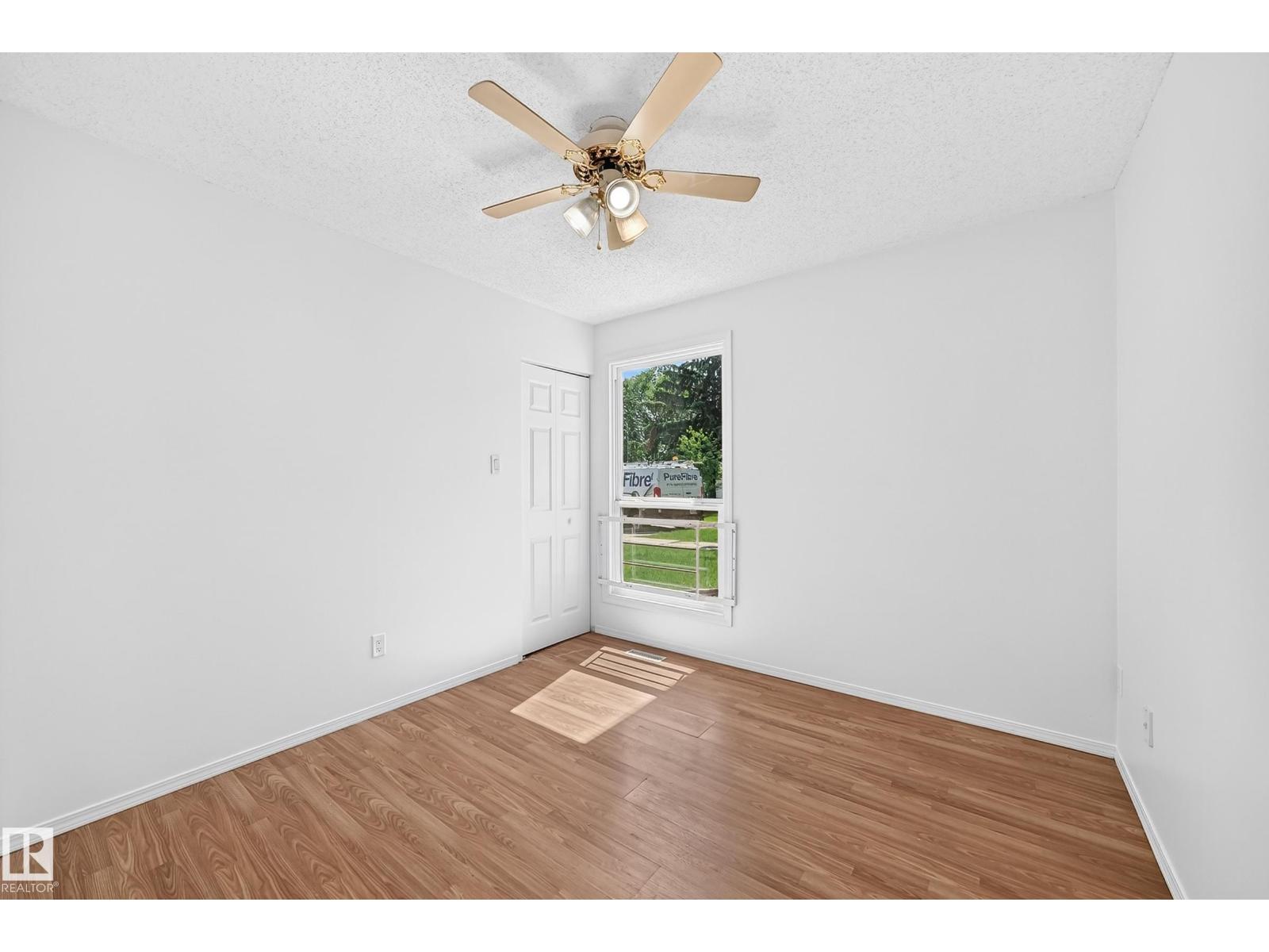 #40 3111 142 AV NW - 27