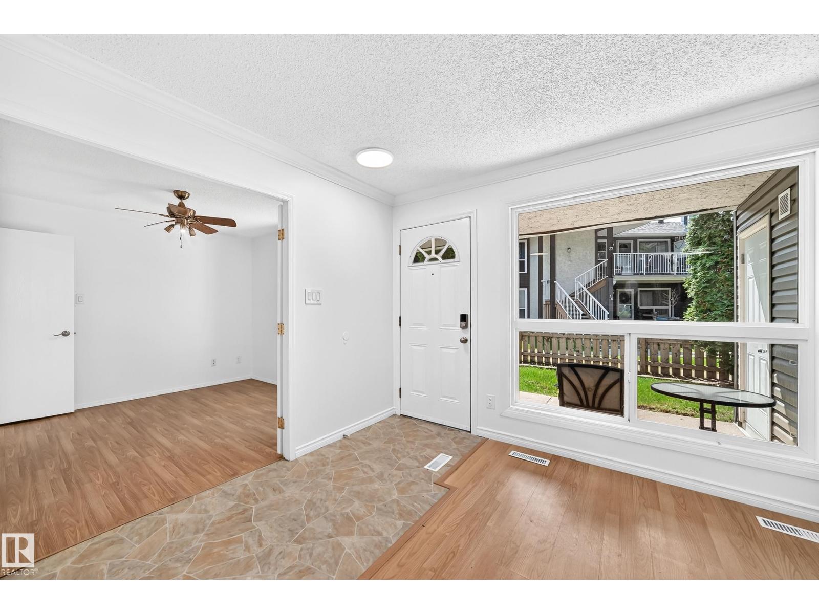 #40 3111 142 AV NW - 3