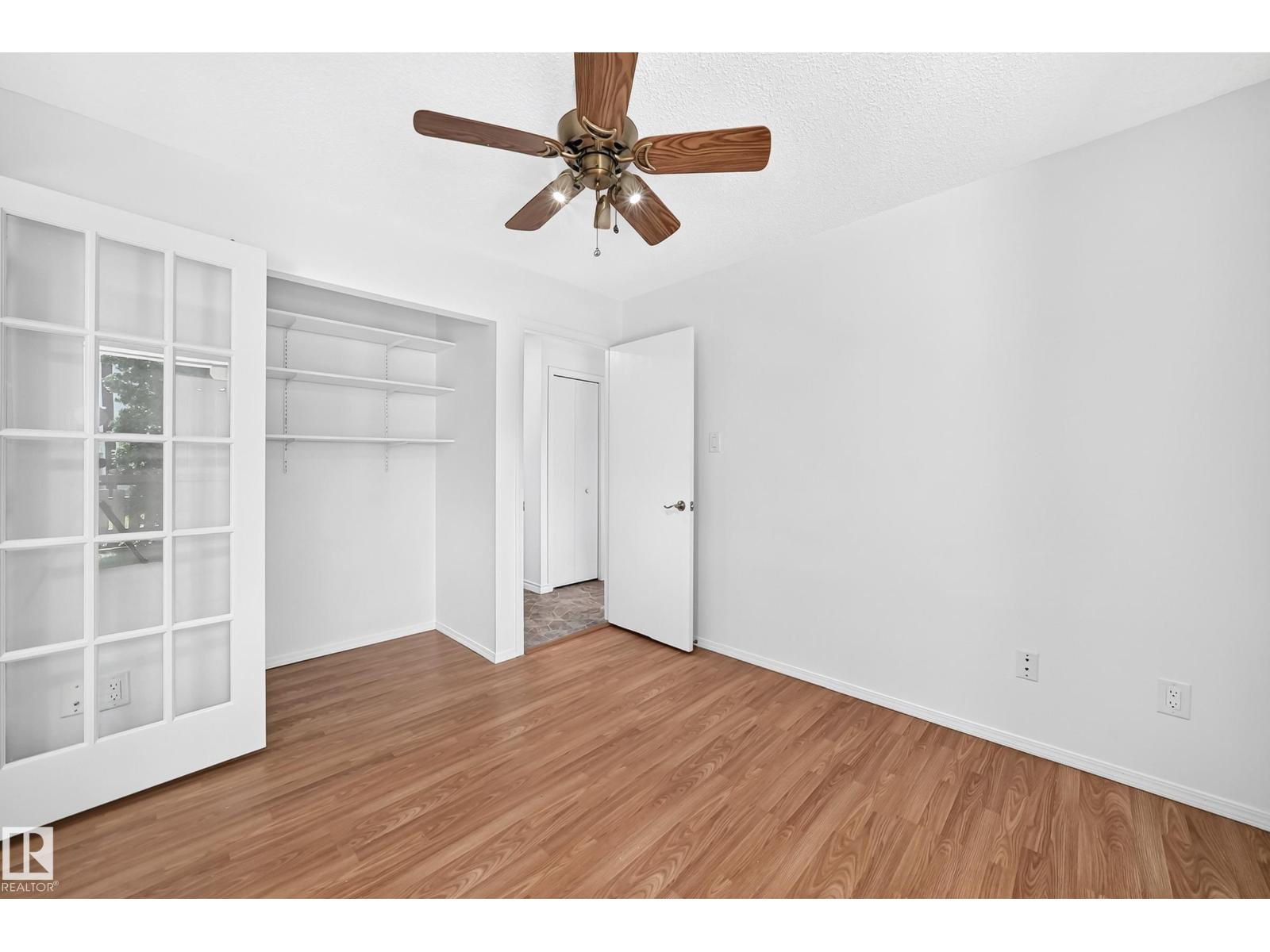 #40 3111 142 AV NW - 30