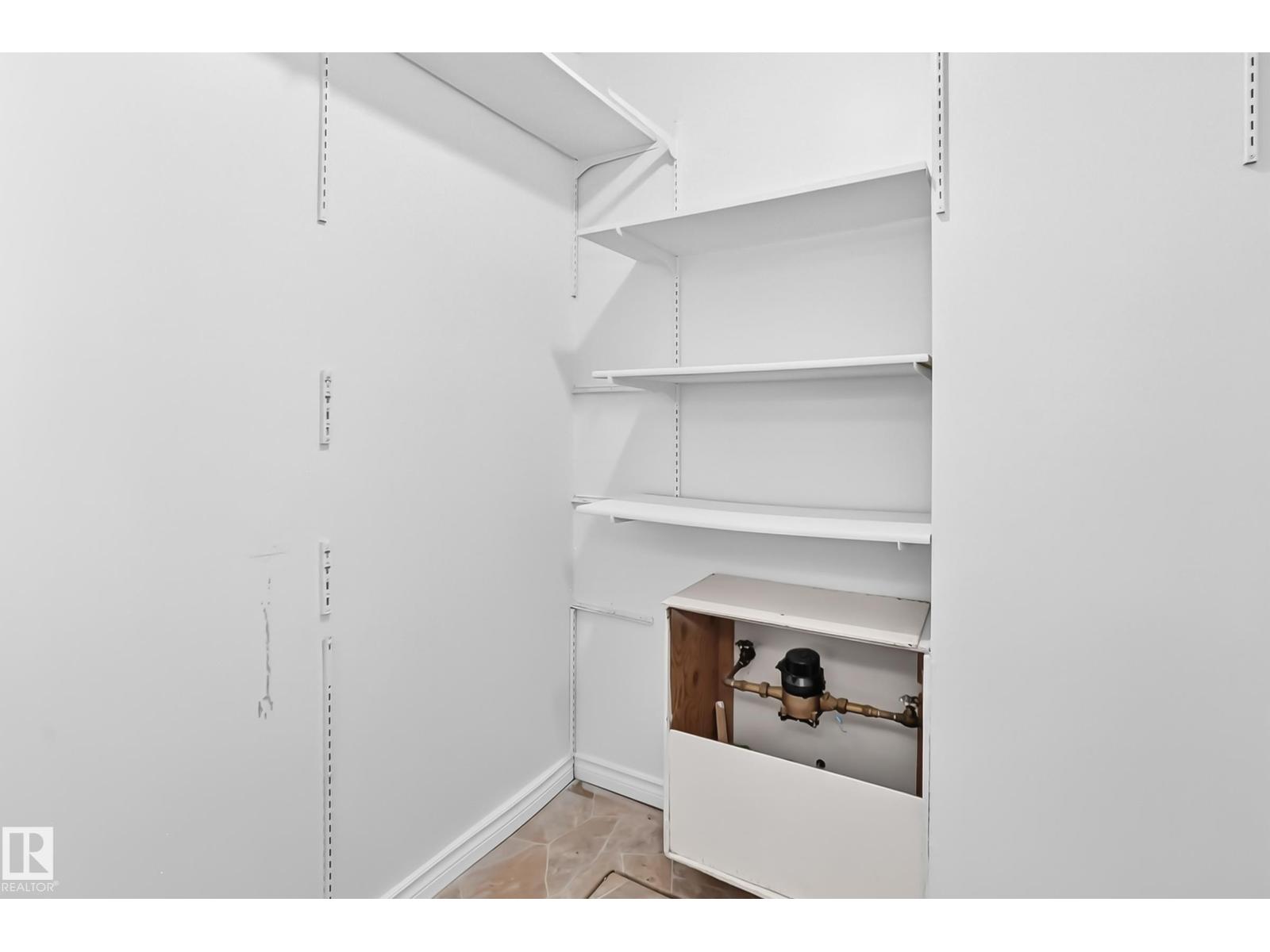 #40 3111 142 AV NW - 34