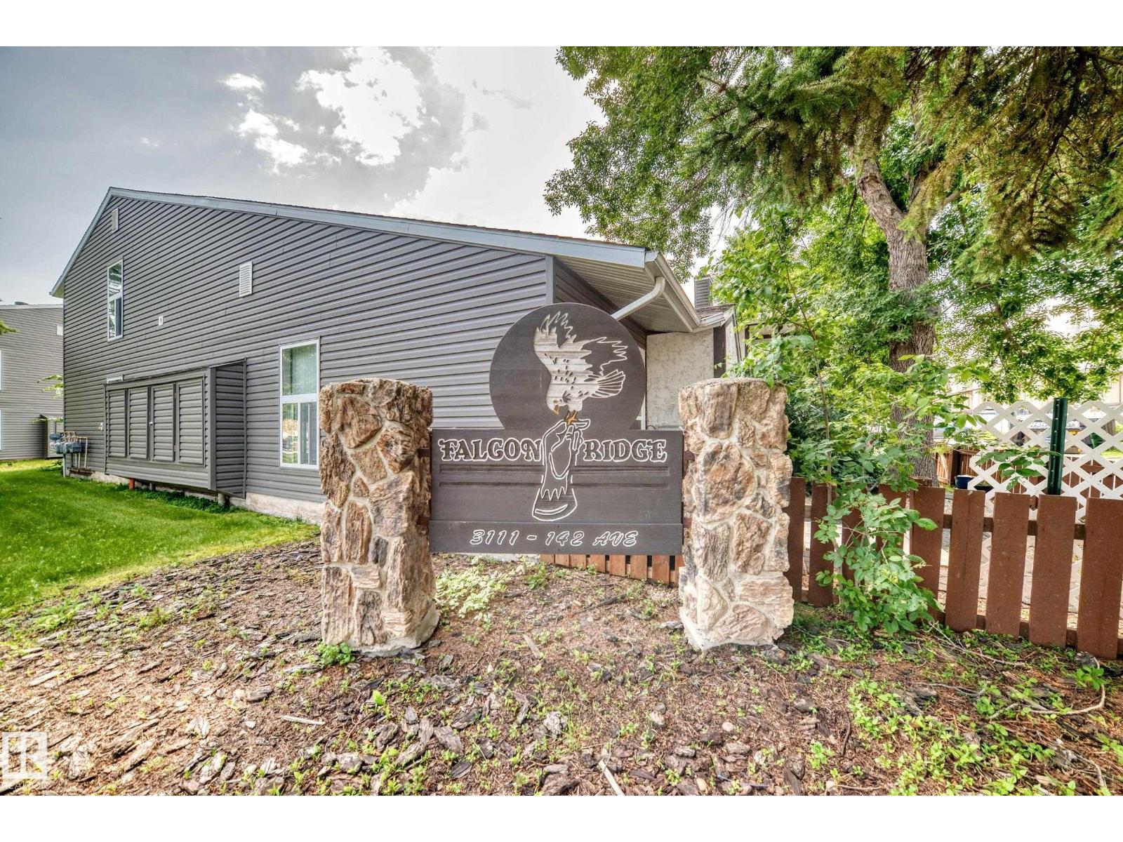 #40 3111 142 AV NW - 44