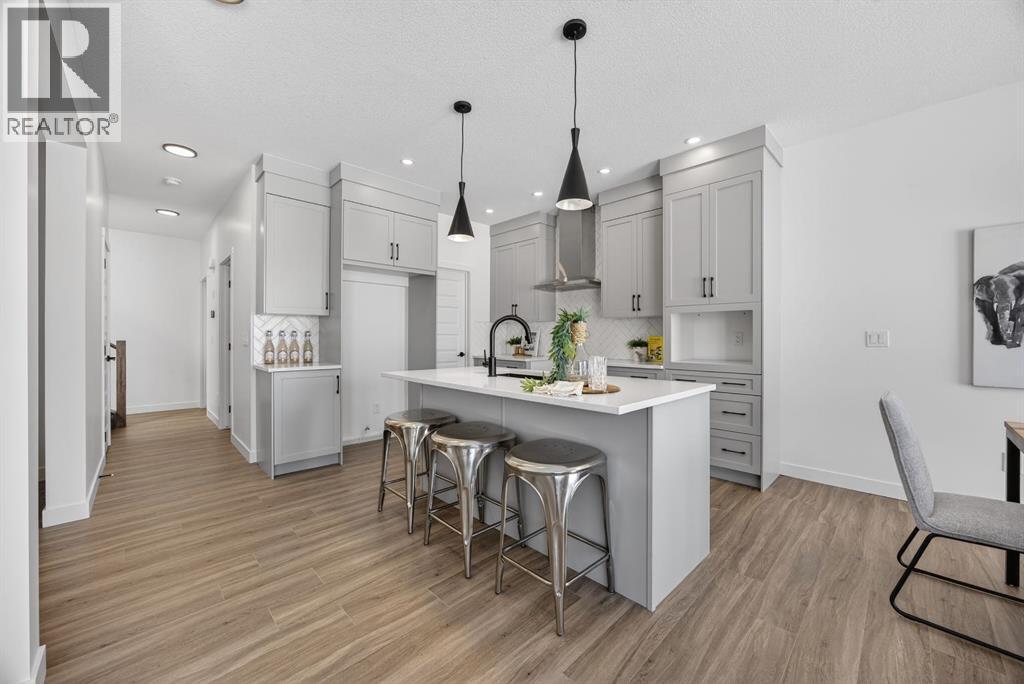 1090 Bayview Crescent - 4