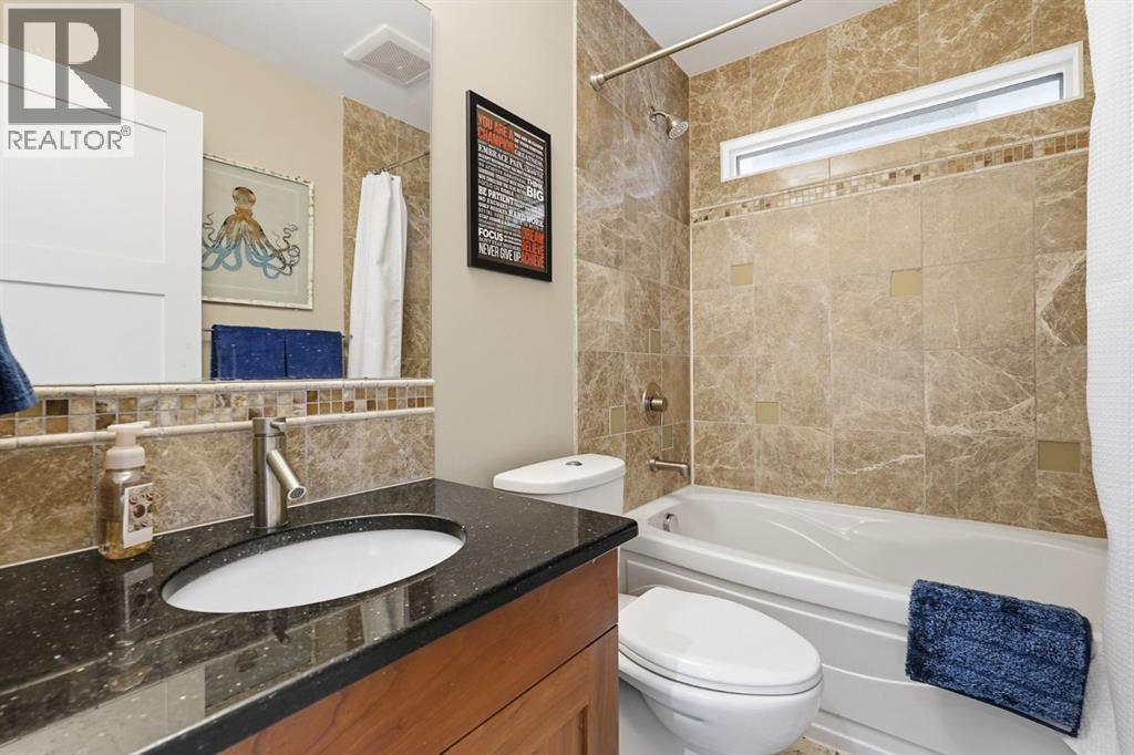 2409 Westmount Road NW - 30