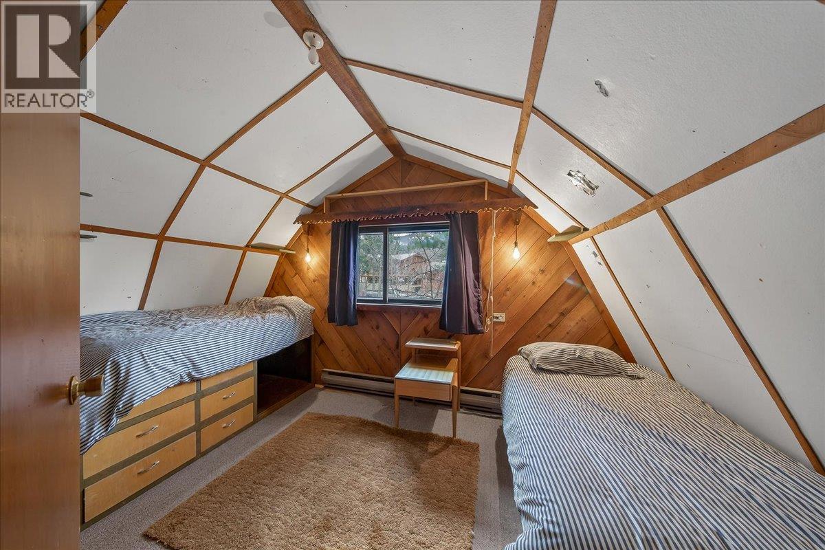 2376 Ruault Road - 52
