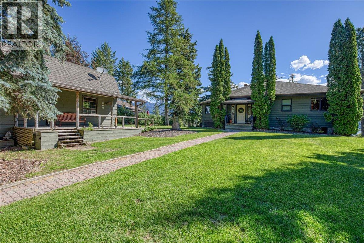 2376 Ruault Road - 69