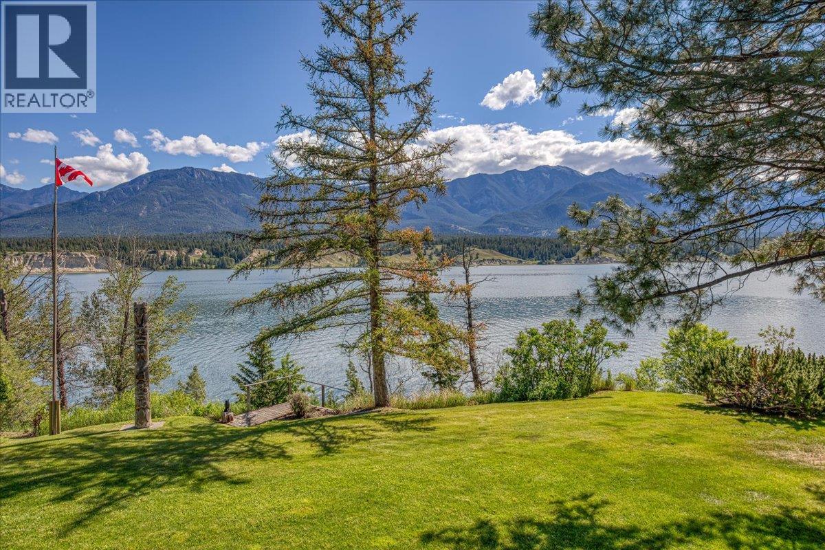 2376 Ruault Road - 76
