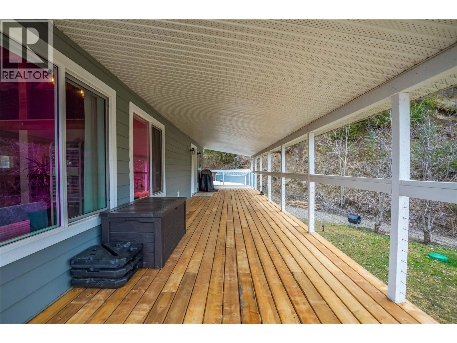 2621 Salmon River Road, Salmon Arm