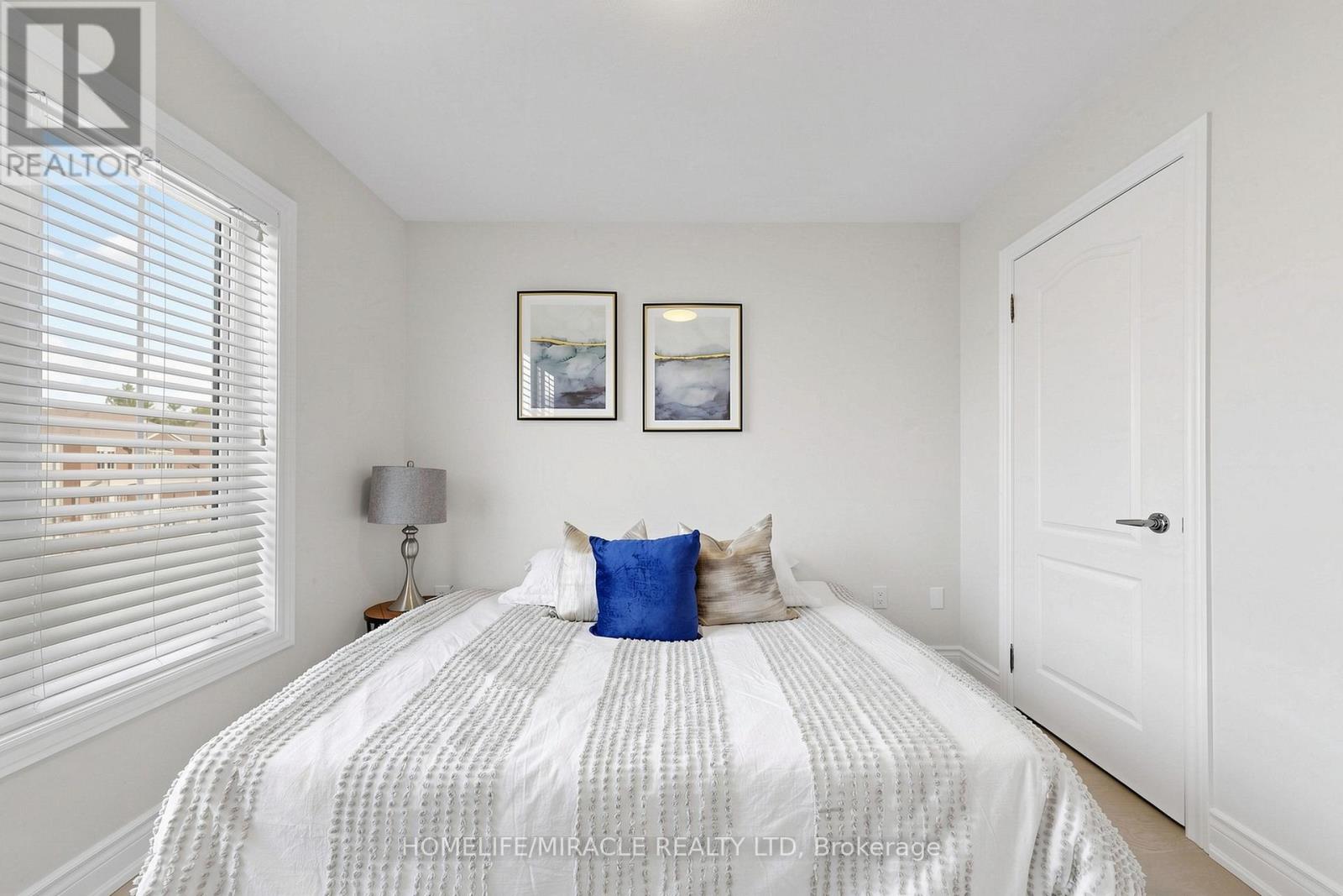 14 GREENWOOD DRIVE - 27