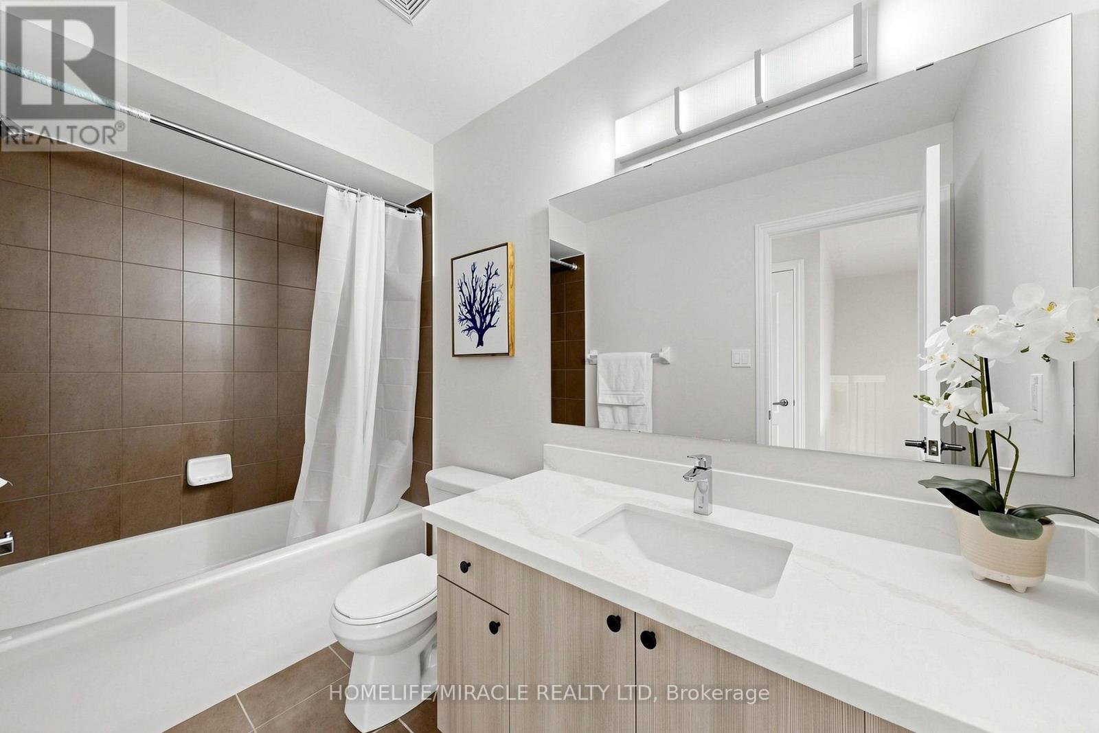 14 GREENWOOD DRIVE - 29