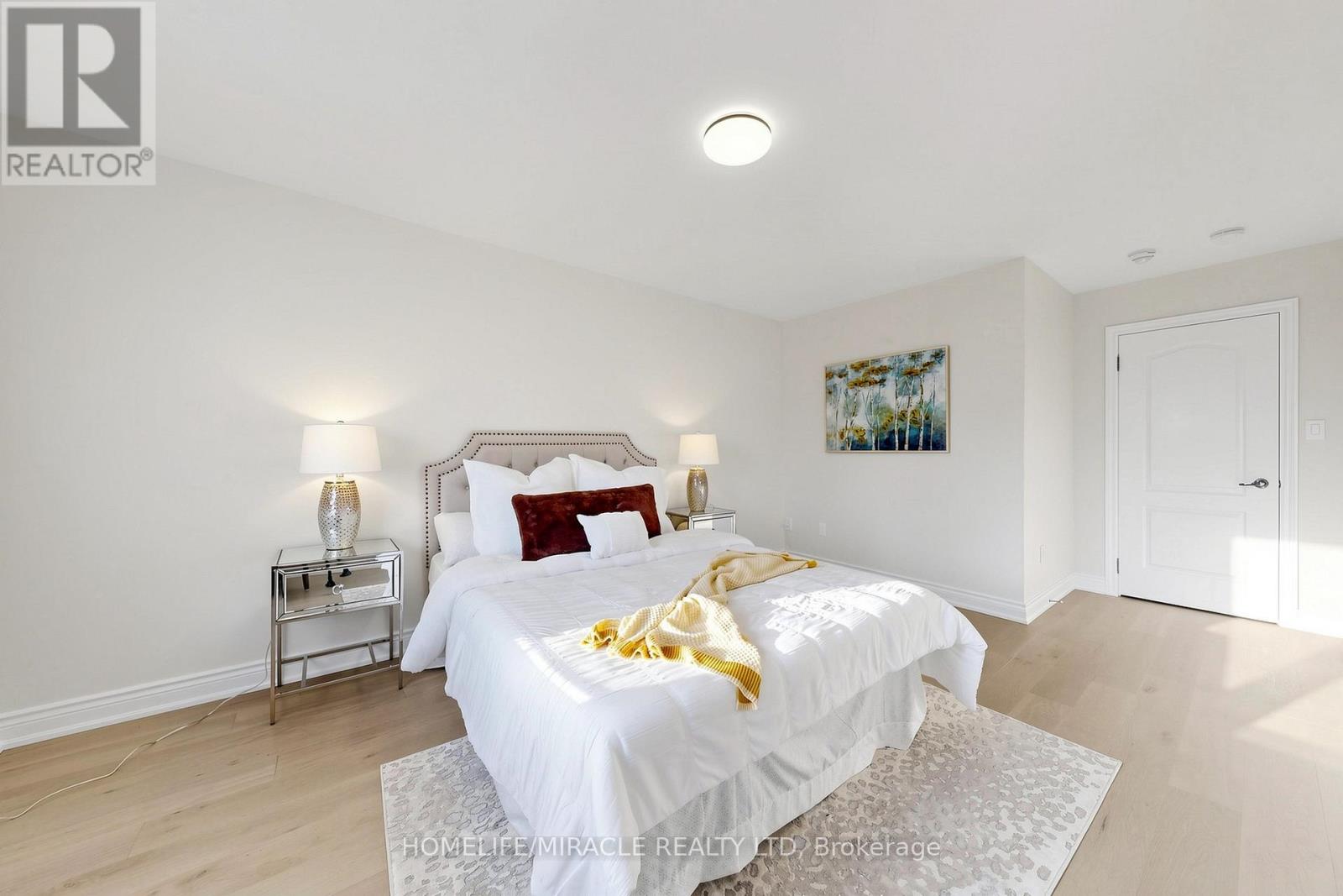 14 GREENWOOD DRIVE - 32