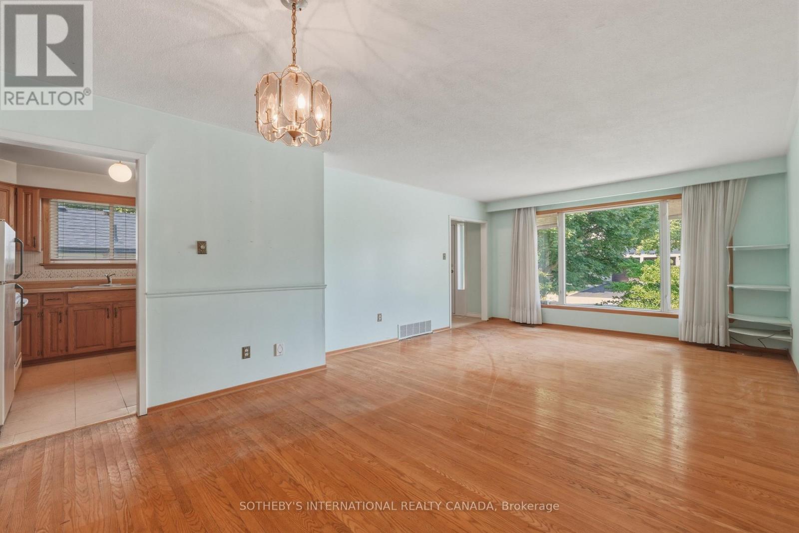 596 MAYSTONE COURT - 17