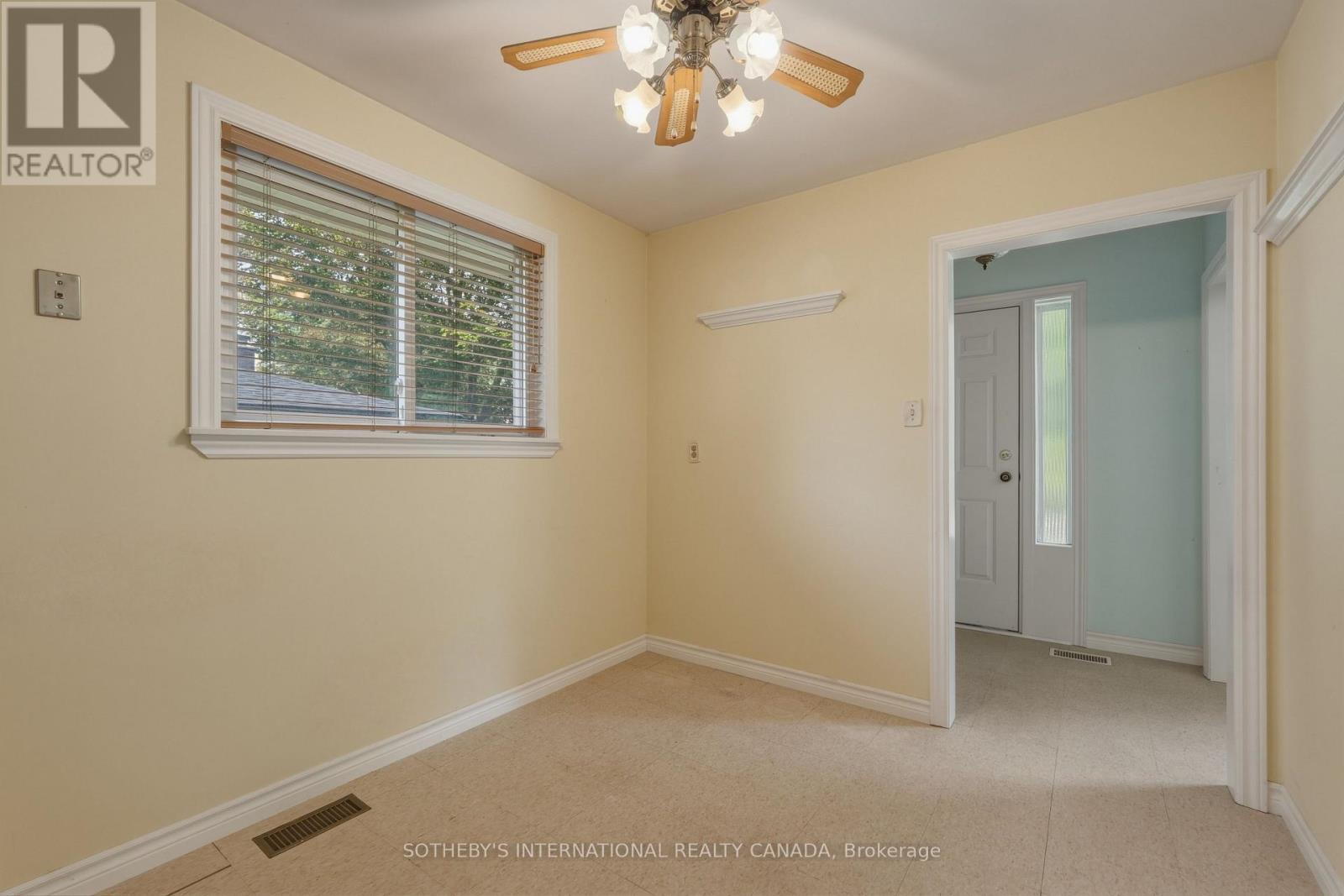 596 MAYSTONE COURT - 8