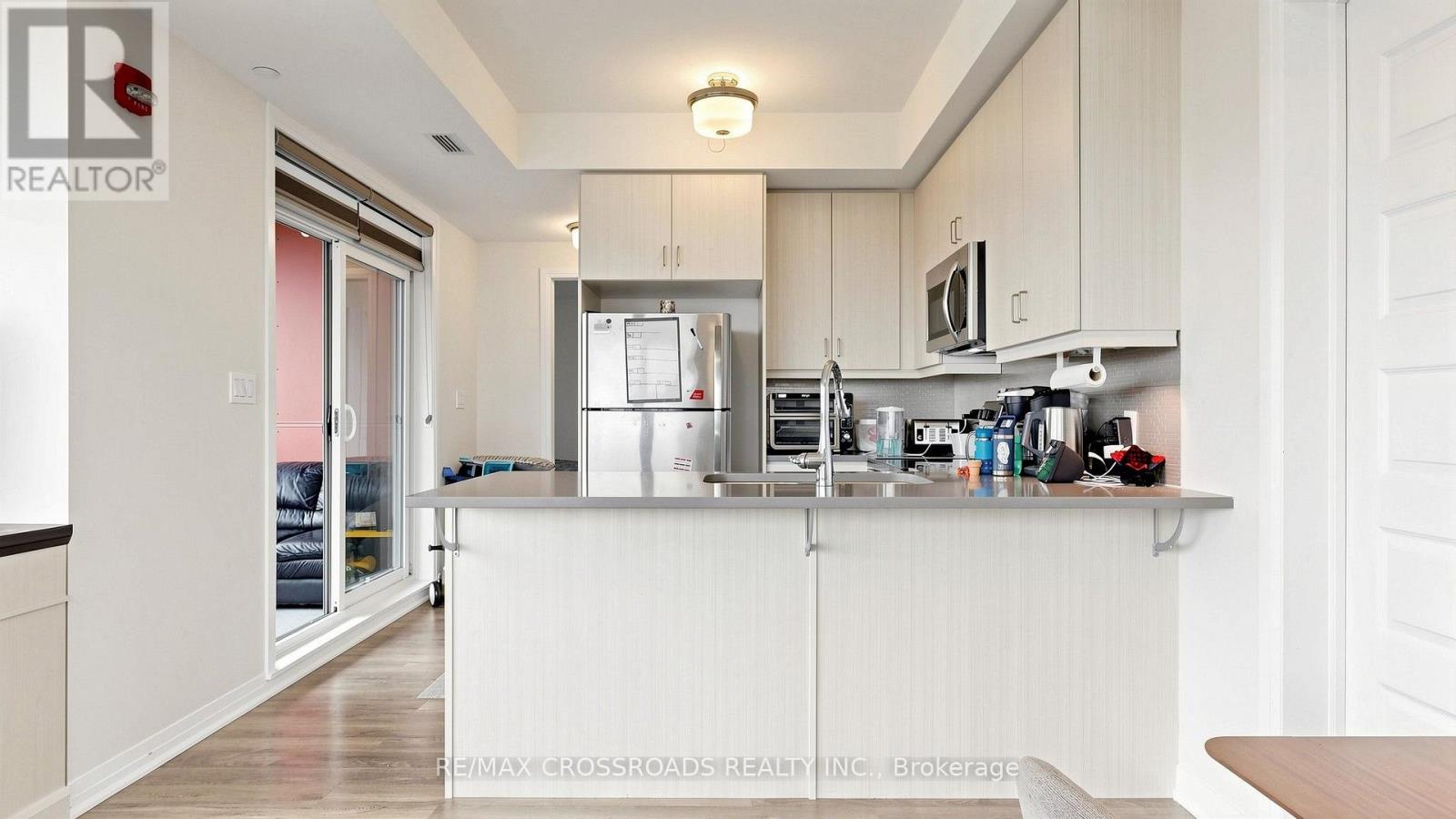 #410 2 ADAM SELLERS STREET - 12
