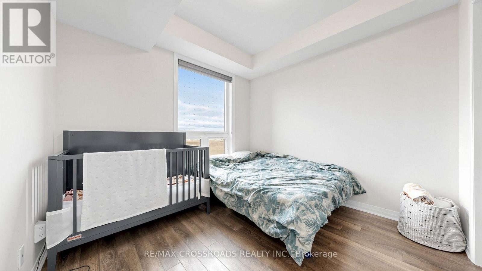 #410 2 ADAM SELLERS STREET - 19