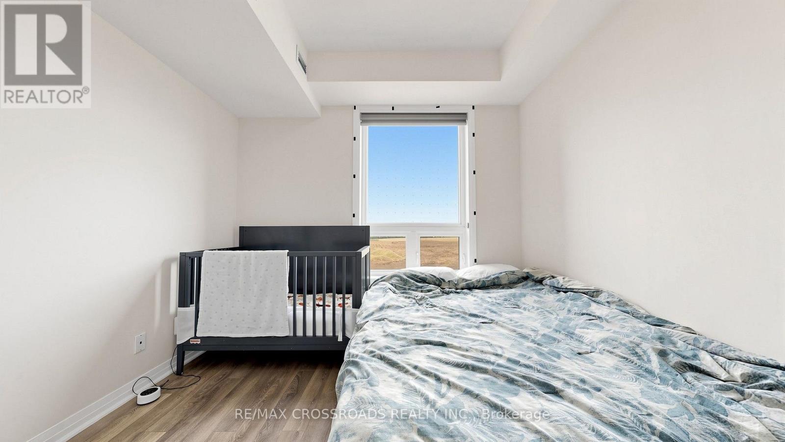 #410 2 ADAM SELLERS STREET - 20