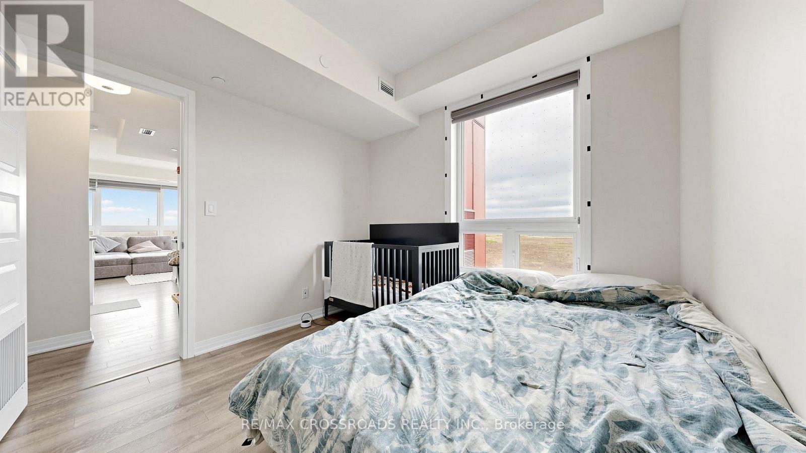 #410 2 ADAM SELLERS STREET - 21