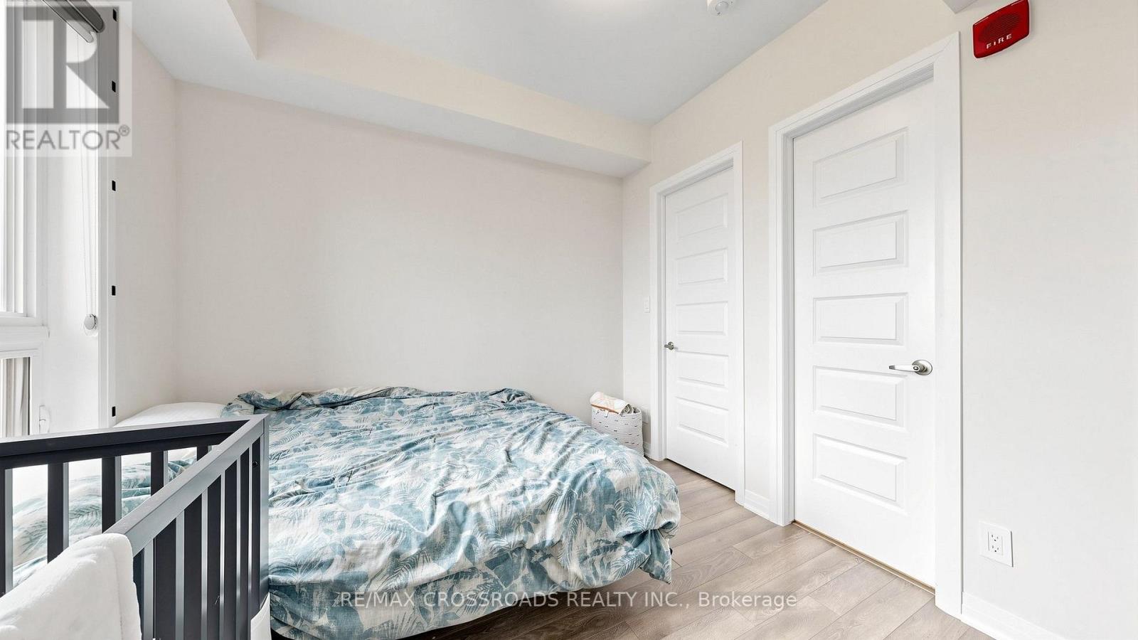 #410 2 ADAM SELLERS STREET - 22