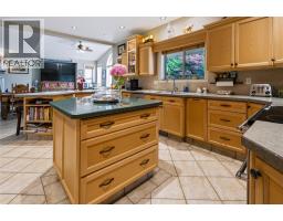 Family room - 102 Westview Drive, Penticton, BC V2A7R2 Photo 13