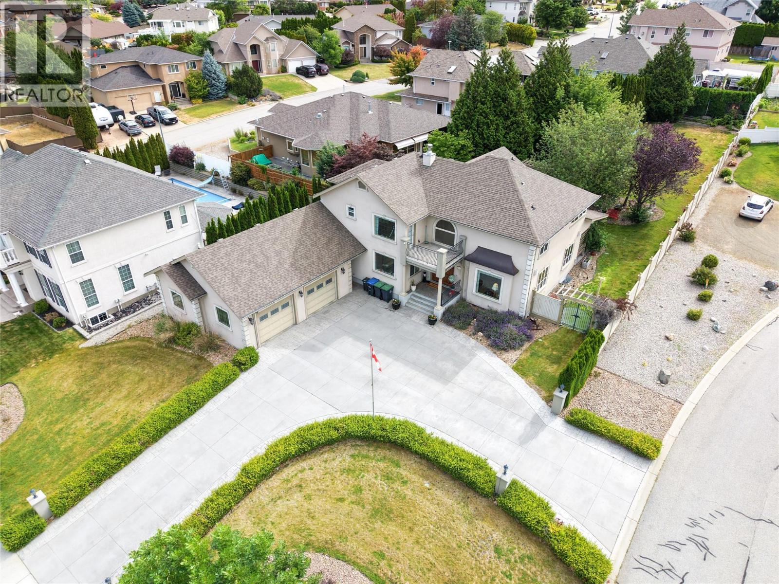 102 Westview Drive - 2