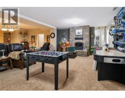 102 Westview Drive, Penticton, BC V2A7R2 Photo 35
