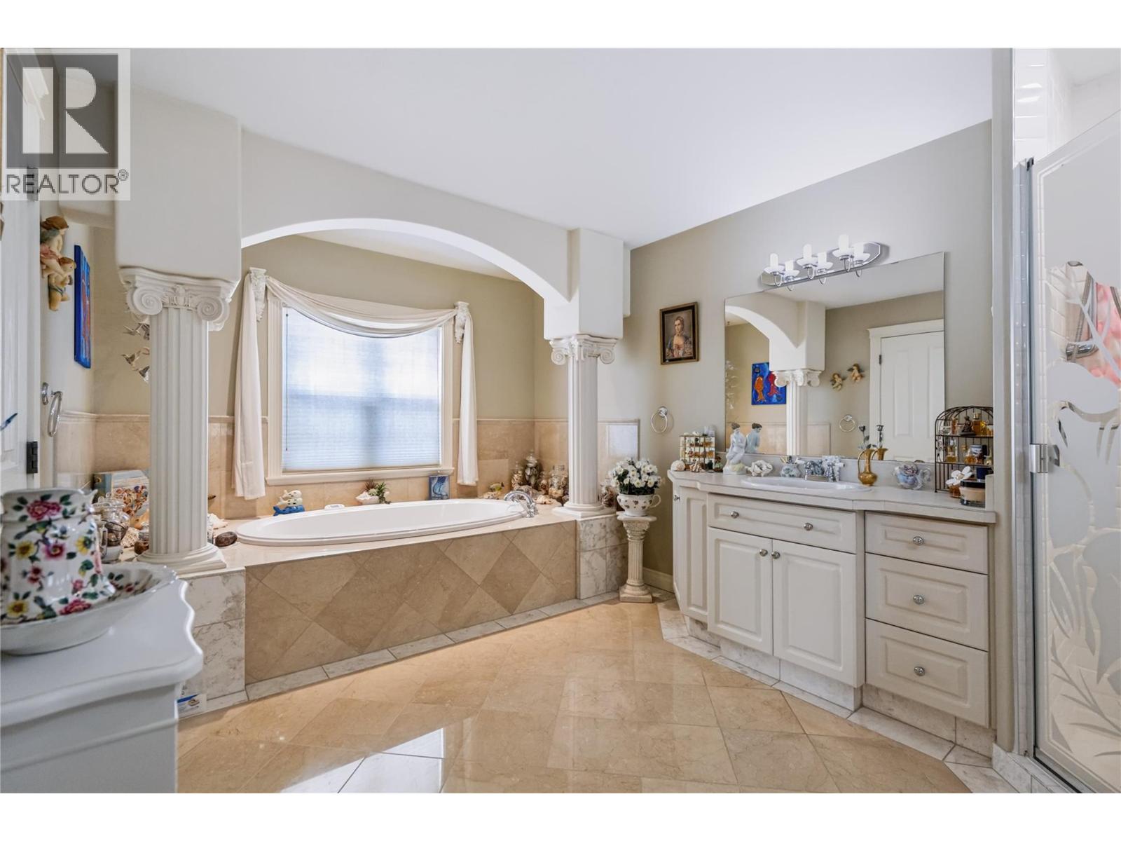 102 Westview Drive - 23