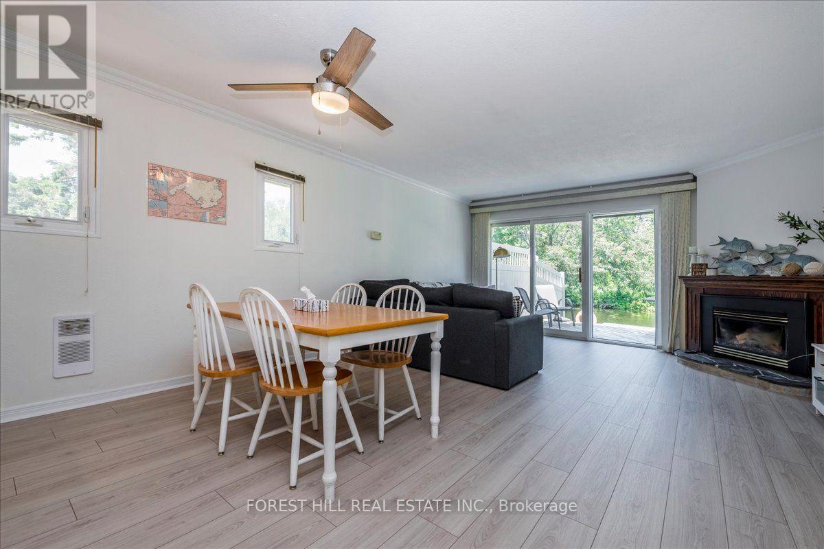 #27 4 PARADISE BOULEVARD - Image 11