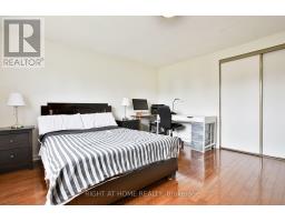 56 Cathy Jean Crescent, Toronto, ON M9V4T3 Photo 18