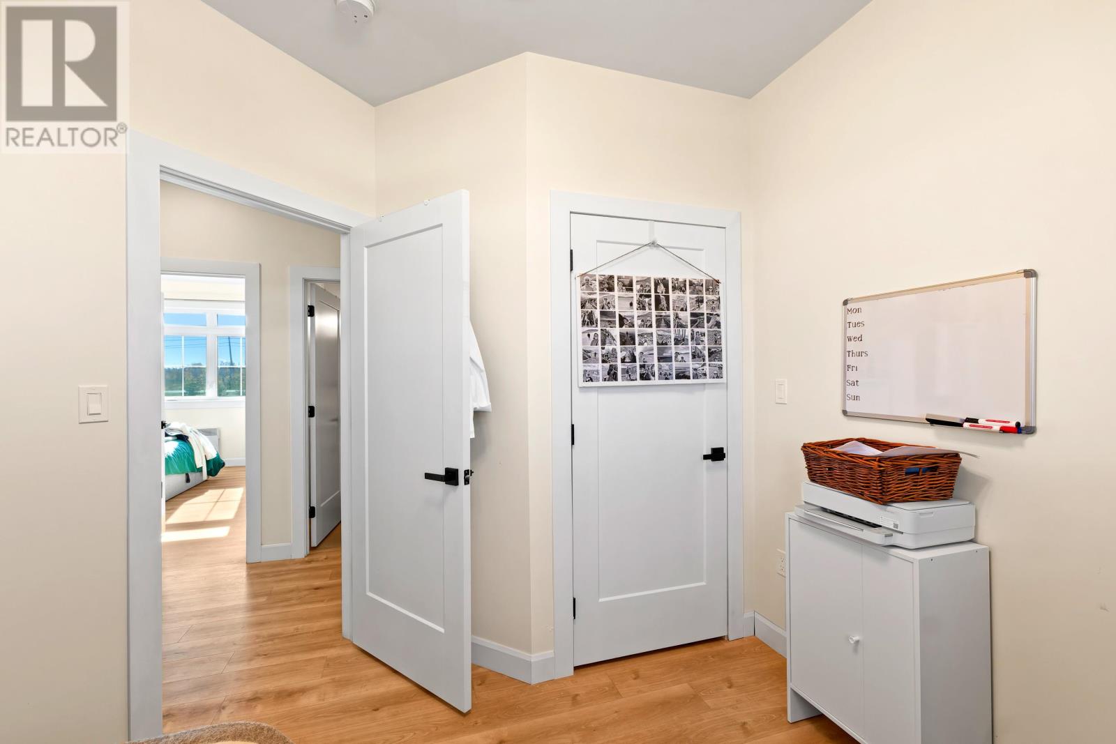 81 Kingsway Drive - 21