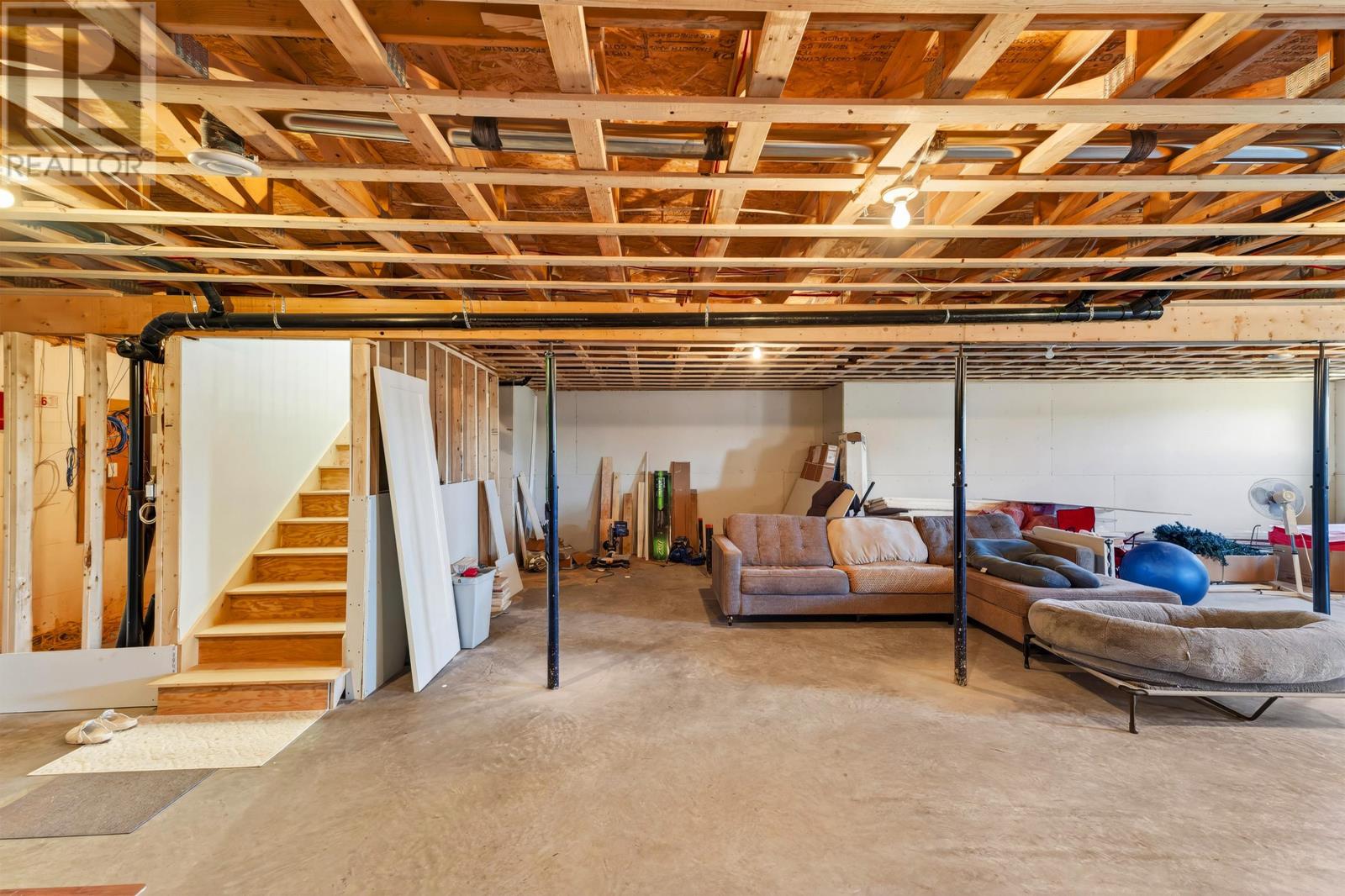 81 Kingsway Drive - 22