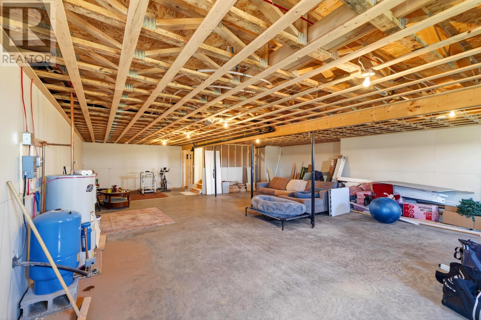 81 Kingsway Drive - 26