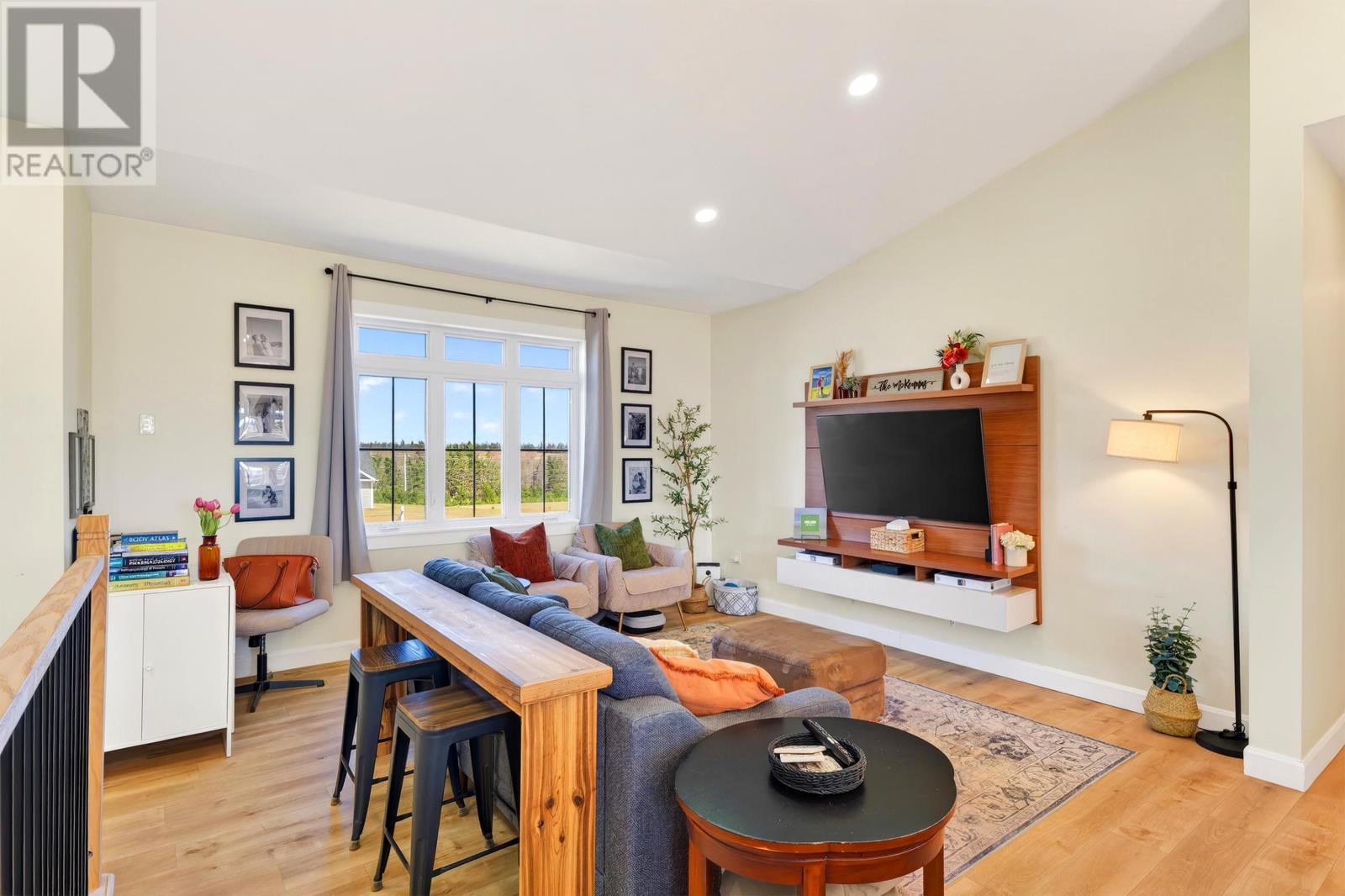 81 Kingsway Drive - 3