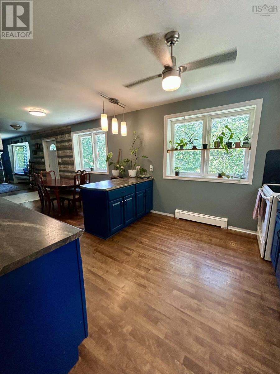 1209 Highway 4 - 5