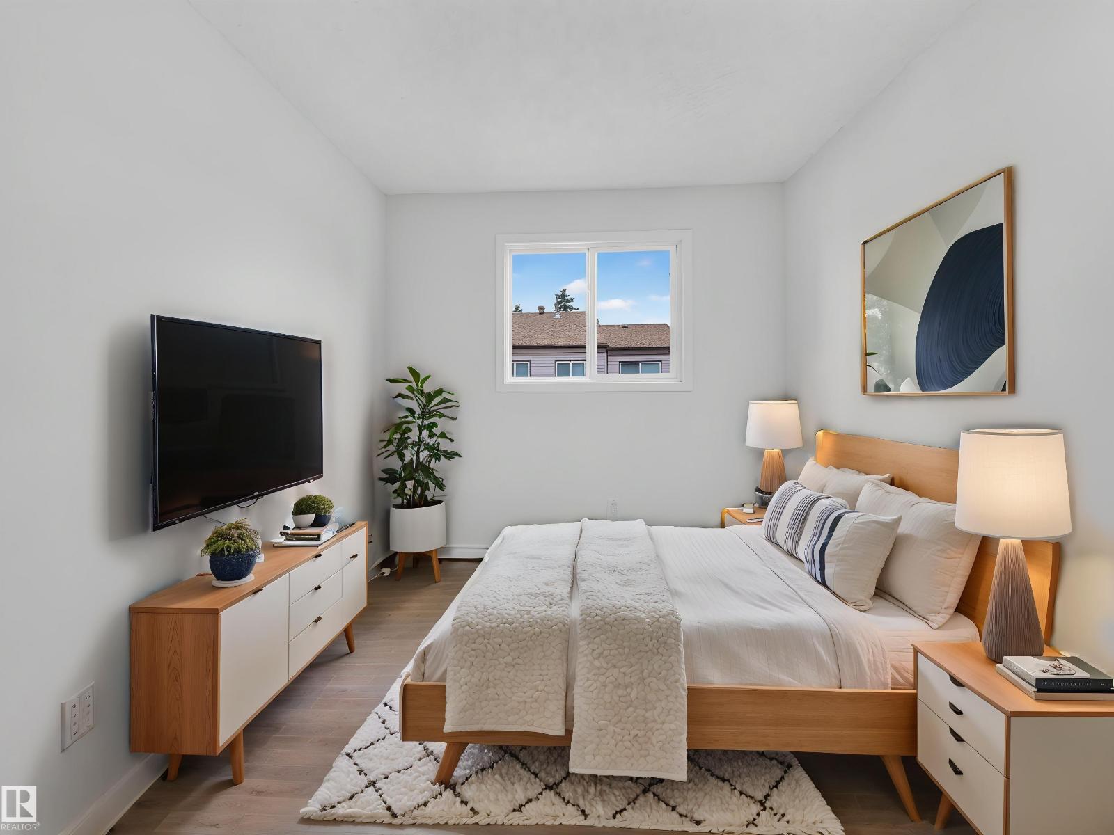 14644 25 ST NW - 32