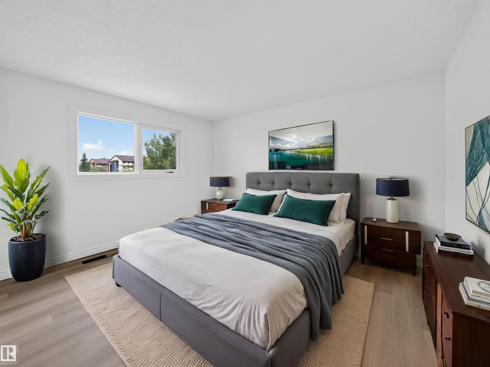 14644 25 ST NW - 29