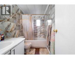 4911 54 Avenue, Viking, AB T0B4N0 Photo 13