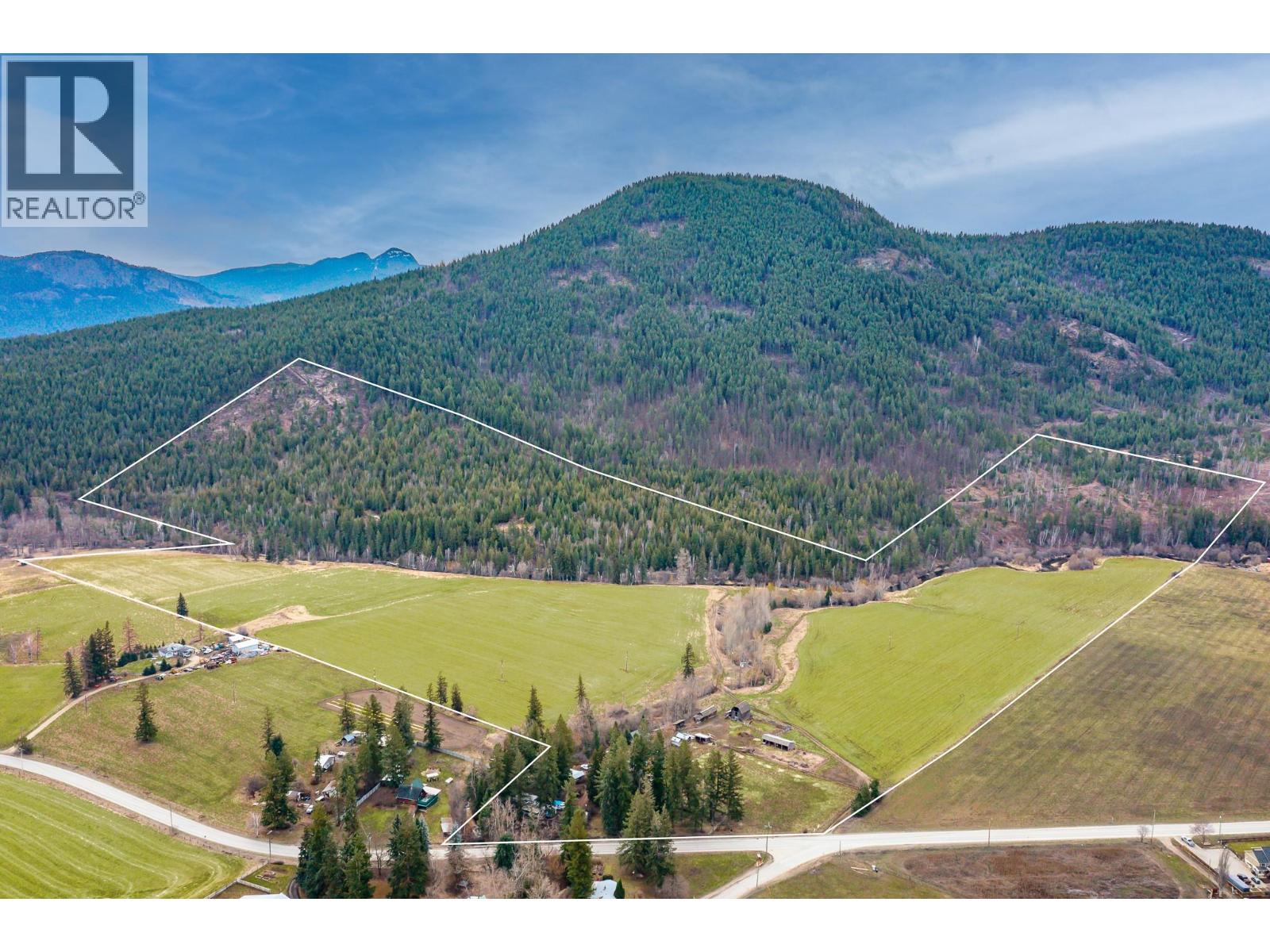 487 Mabel Lake Road - 2