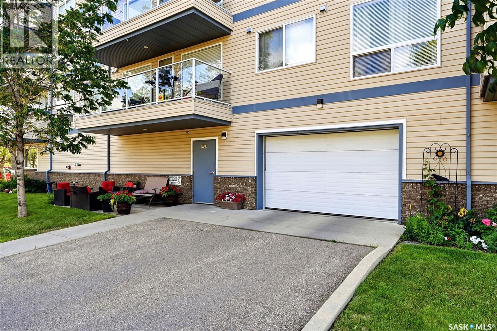 #303 6709 Rochdale BOULEVARD - 40