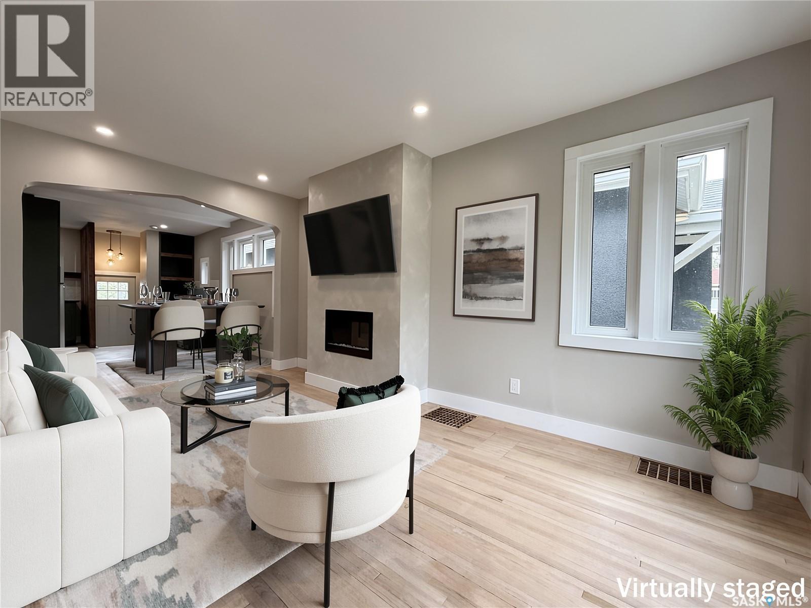 2471 Broder STREET - 1