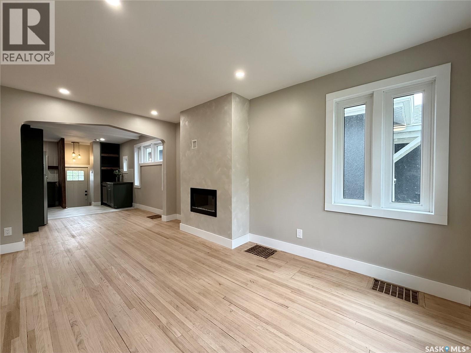 2471 Broder STREET - 2