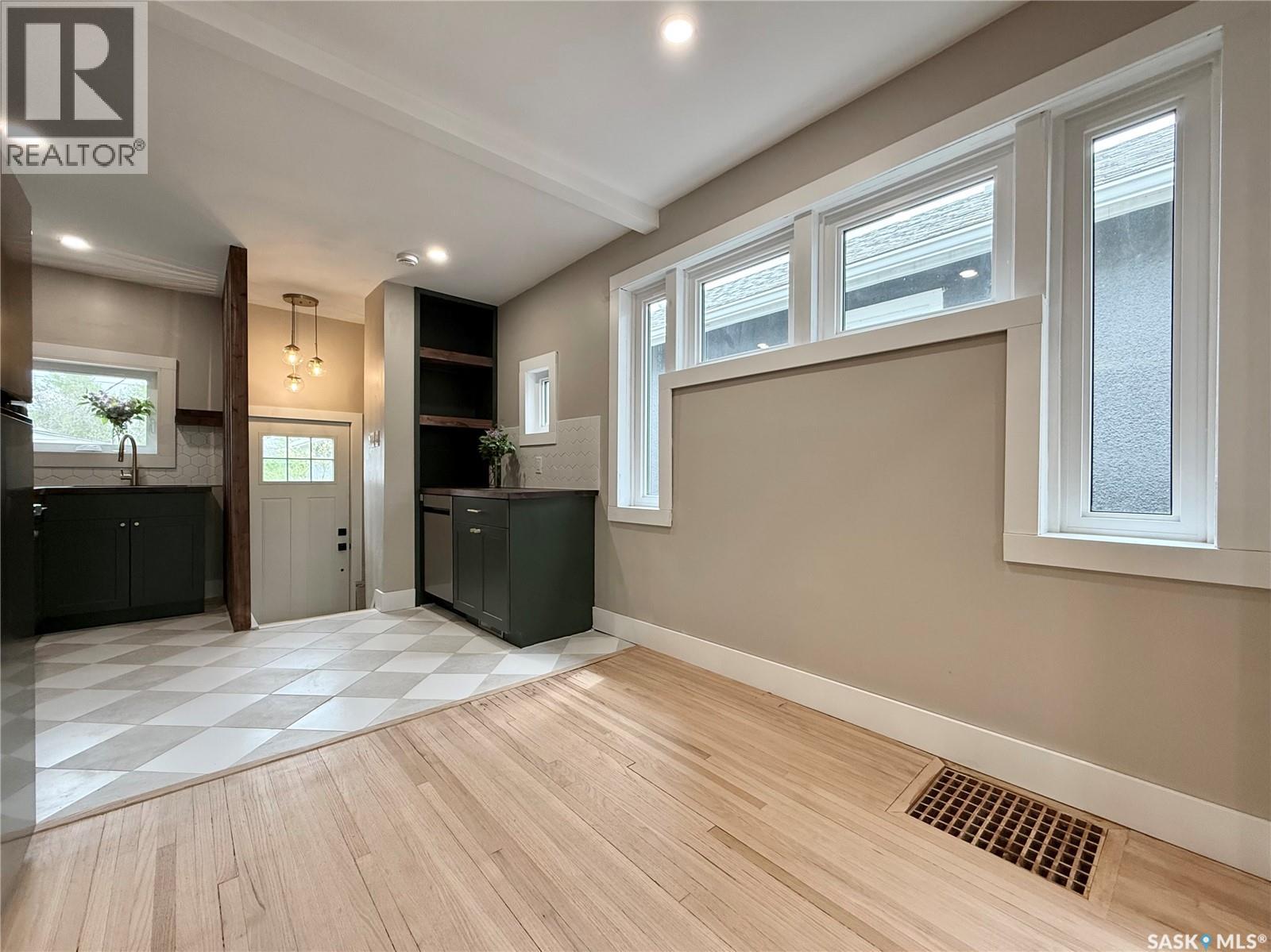 2471 Broder STREET - 23