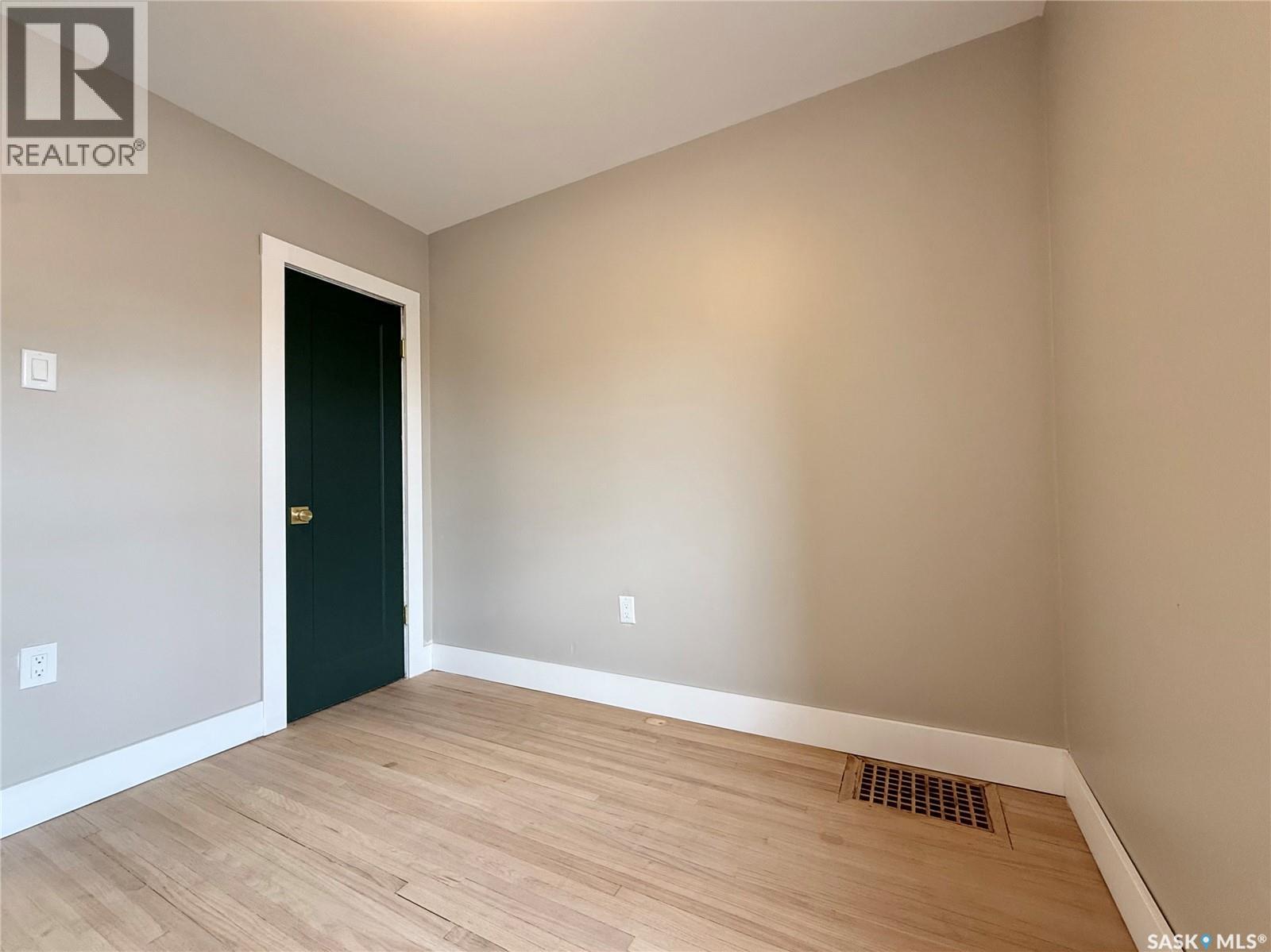 2471 Broder STREET - 31