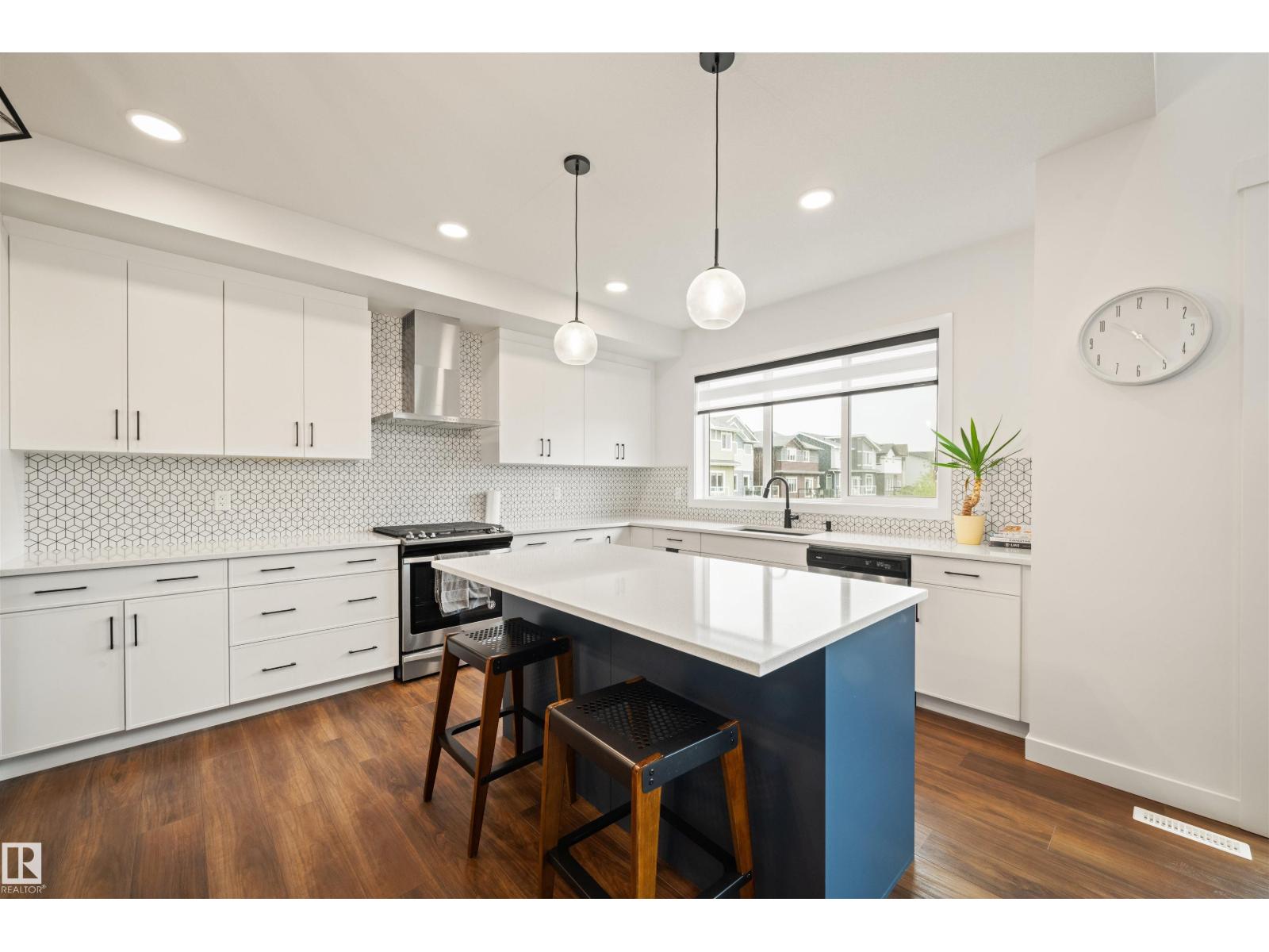 2742 COLLINS CR SW - 9