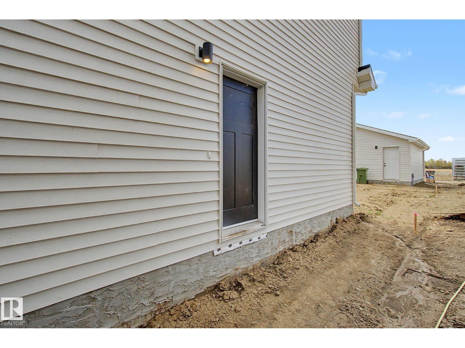 117 BRICKYARD DR - 50