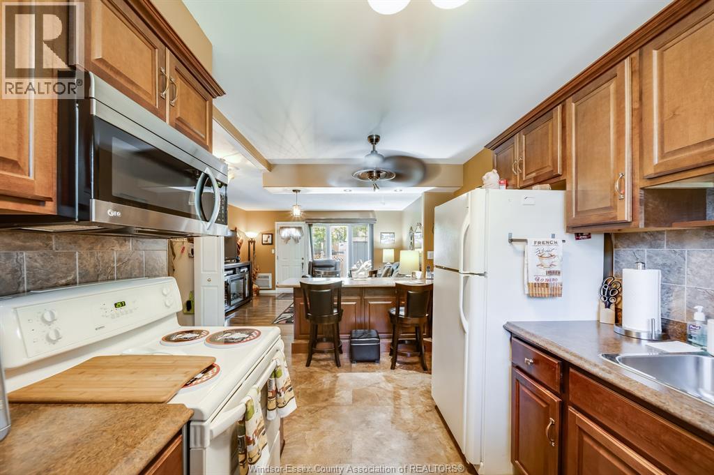 #54 2629 VINE COURT - 11